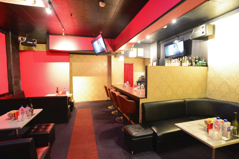 Club Apis