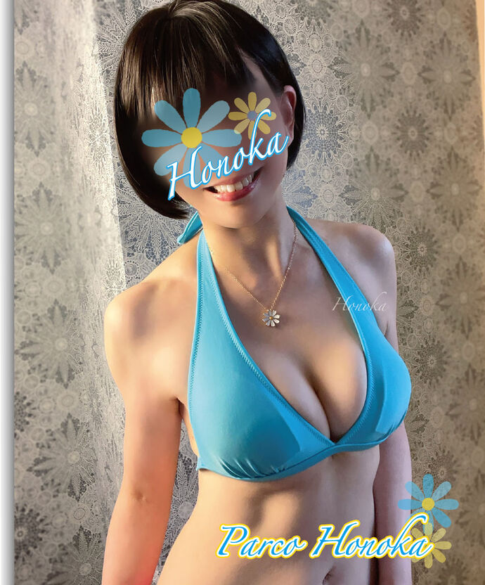 8月