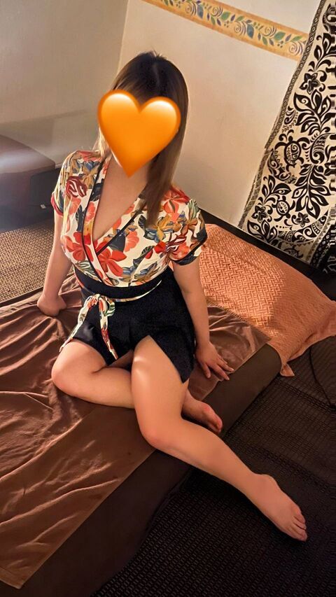 ふんわり美女ちなつちゃん♡ご予約お待ちしております