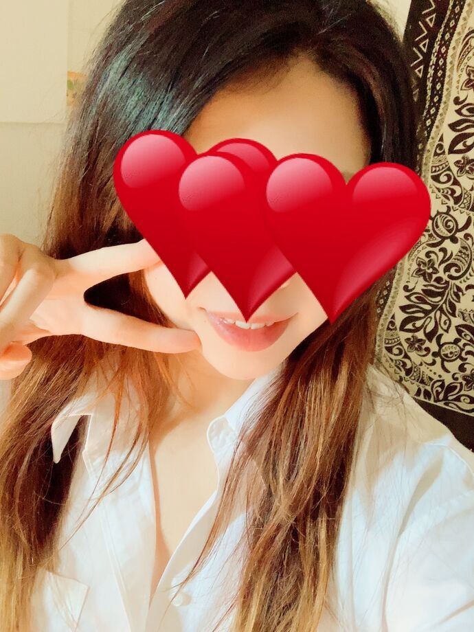 セクシーなお姉様系💕2人〜スタート♪指名No.1メイちゃん、No.2あんちゃん