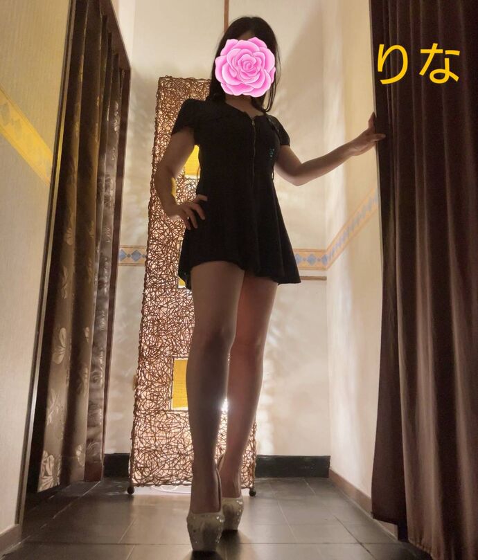 セクシー美人系りなちゃん予約受付中!