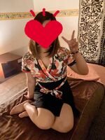 小柄癒し系美少…
