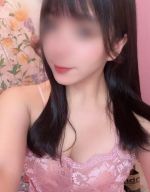 与那嶺モモコ
