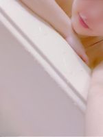 ︎