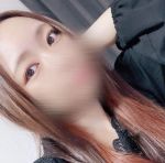 bE