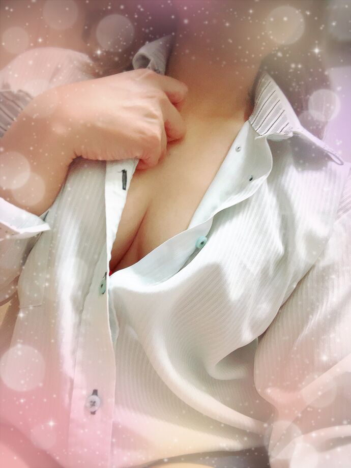 今日も出勤してます！