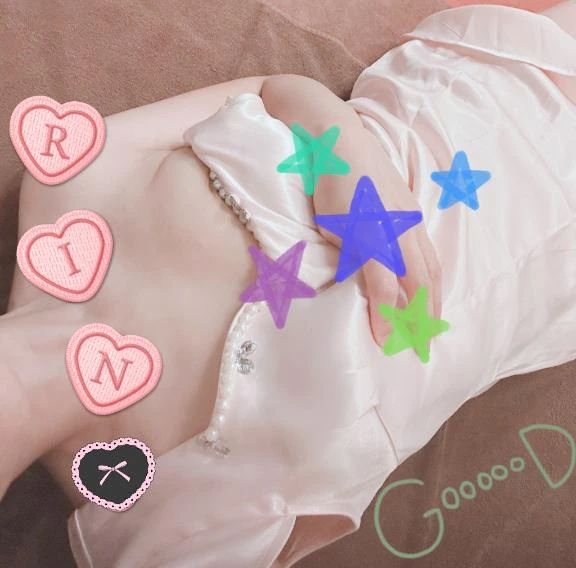 |ω•)ﾁﾗｯ