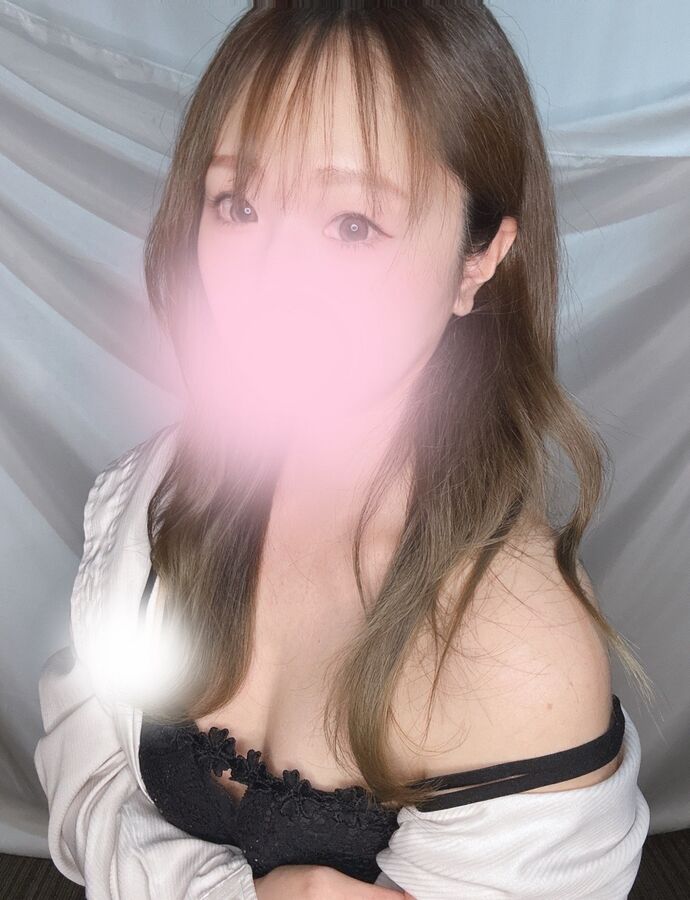 【りなさん♡ゆるふわ系スレンダー美女♡】今すぐ♡