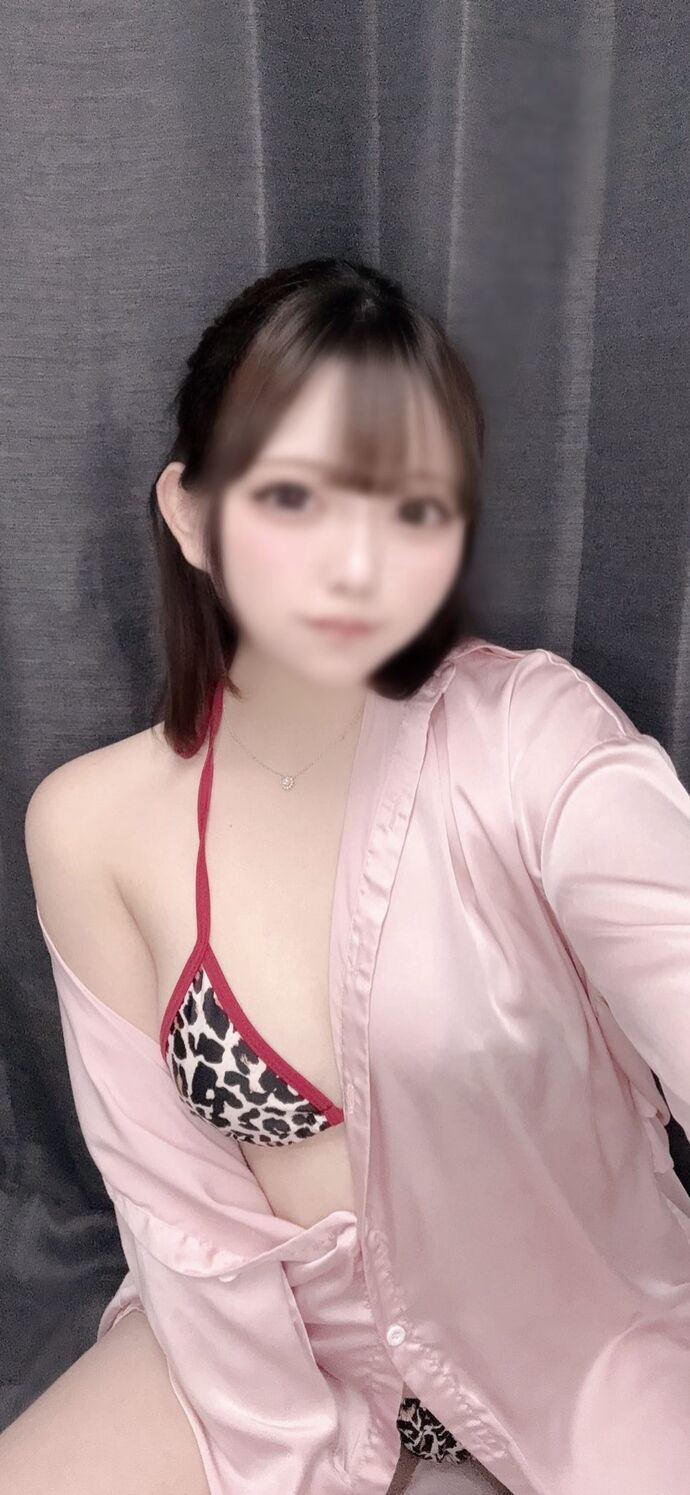 22:30～　3名案内可能です♪イマスグお電話を♡