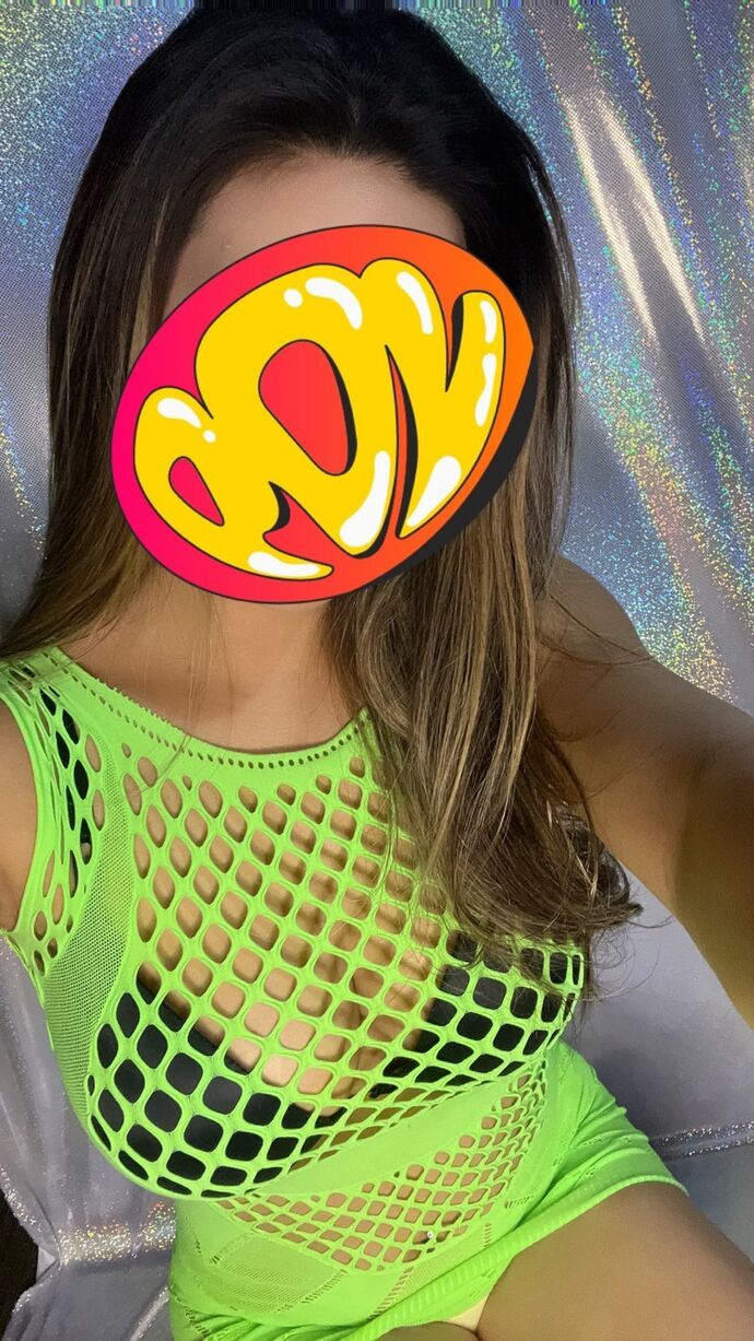 『りの』さん♡巨乳なのにスレンダーボディで極上の美女♡
