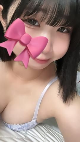 今飛行機に乗っています✈️