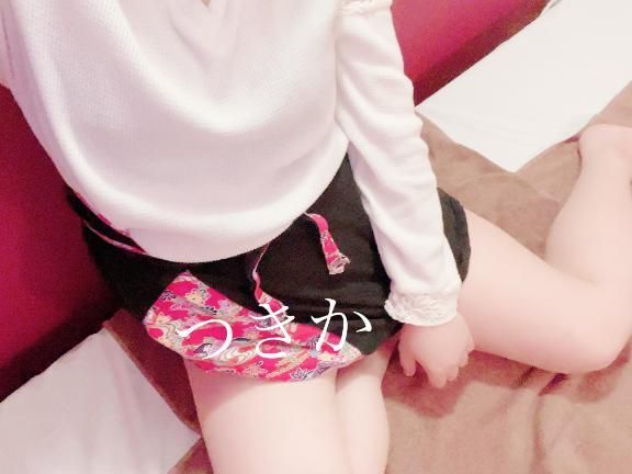 明日も出勤です