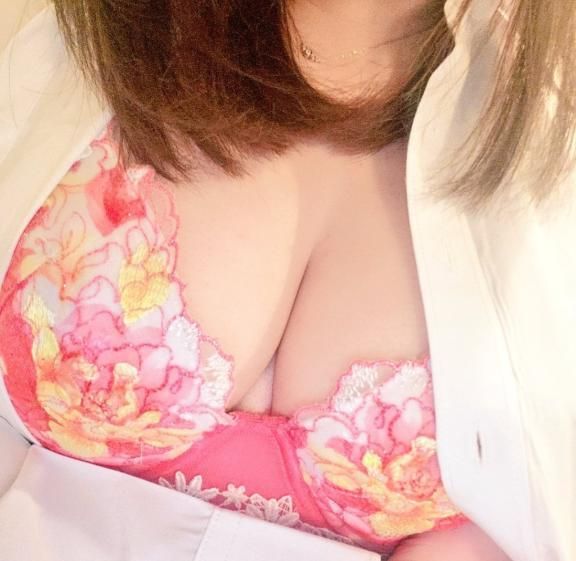 明日は10時からでつ。