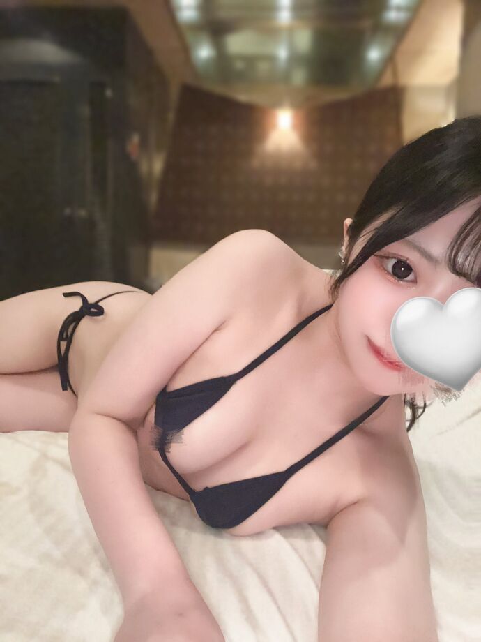 空いてます૮₍ ̥⎽ ̫ ⎽ ̥₎ა