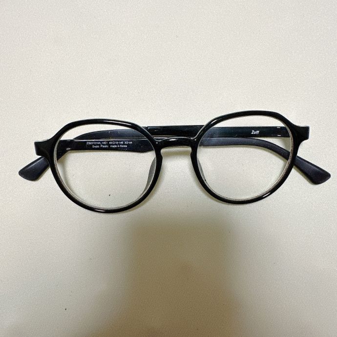 eyeglasses