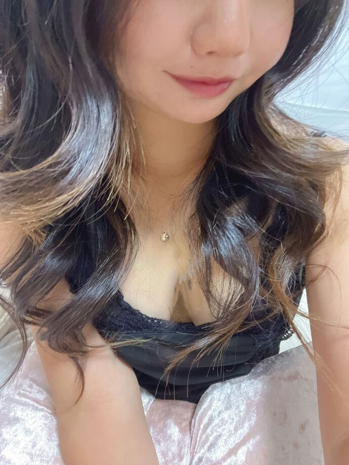 12時〜21時まで居てます。