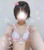 �y������
