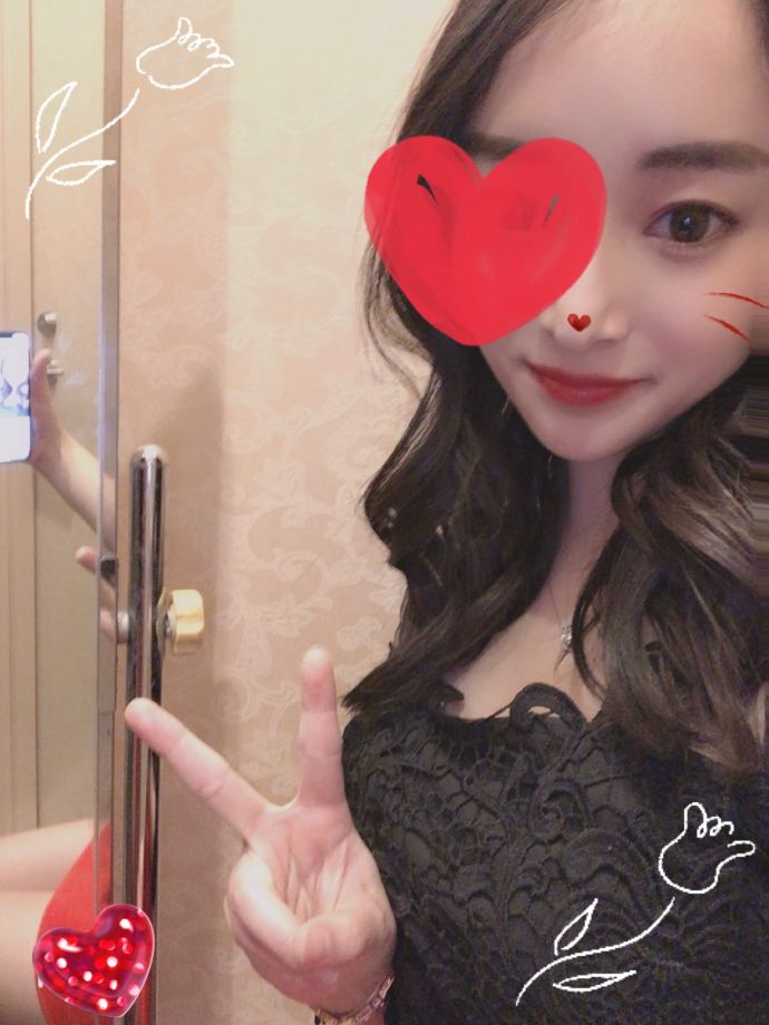 たまには髪を巻いてみたり‹‹\(´ω` )/››<ʓ<ʓ