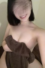 母乳妊婦なつな