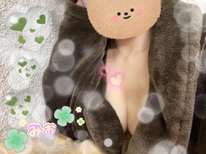 出勤しました‼︎   ｷｬ─(´∩ω∩｀)─♡