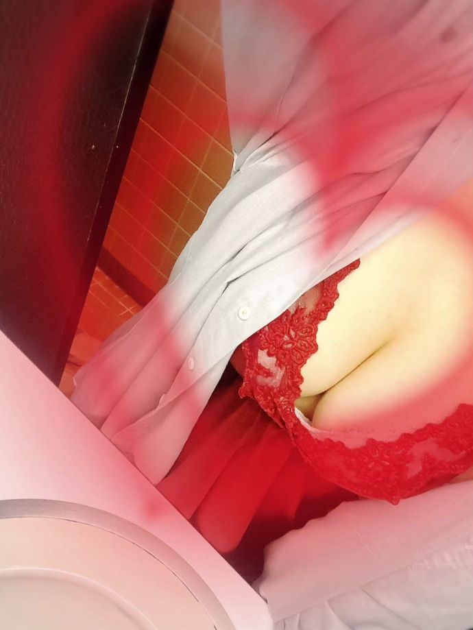 しゅっ(˙꒳​˙ )͟͟͞͞ =
