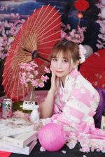 �j�R�j�R�Ί�̓`��