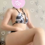 �{����.�.:*�E��