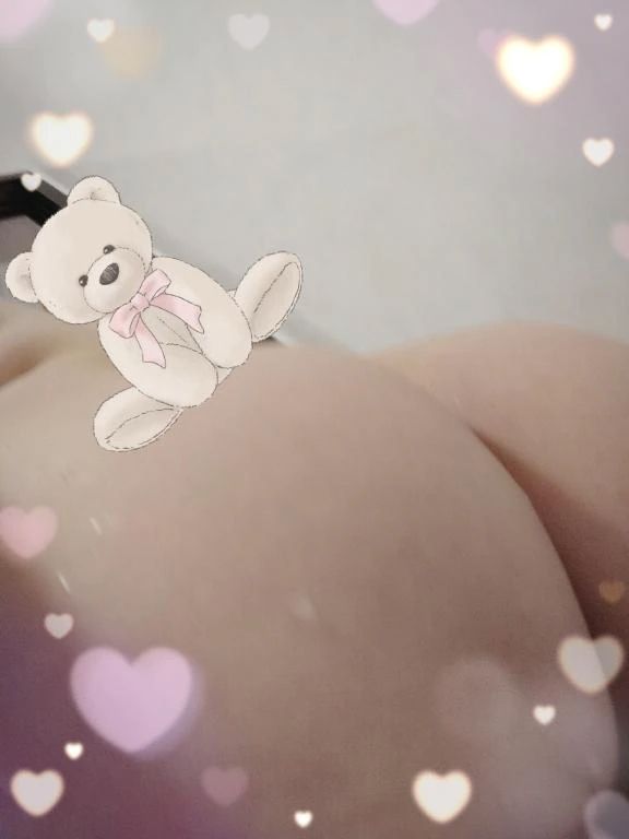 明日は出勤します(⁠*⁠˘⁠︶⁠˘⁠*⁠)⁠.⁠｡⁠*⁠♡