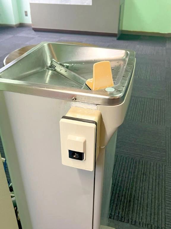 おかしなモノ発見(　ﾟдﾟ)