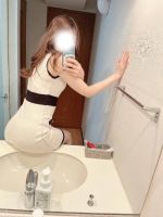 �R����