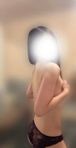 れな【長身スレンダー美女】