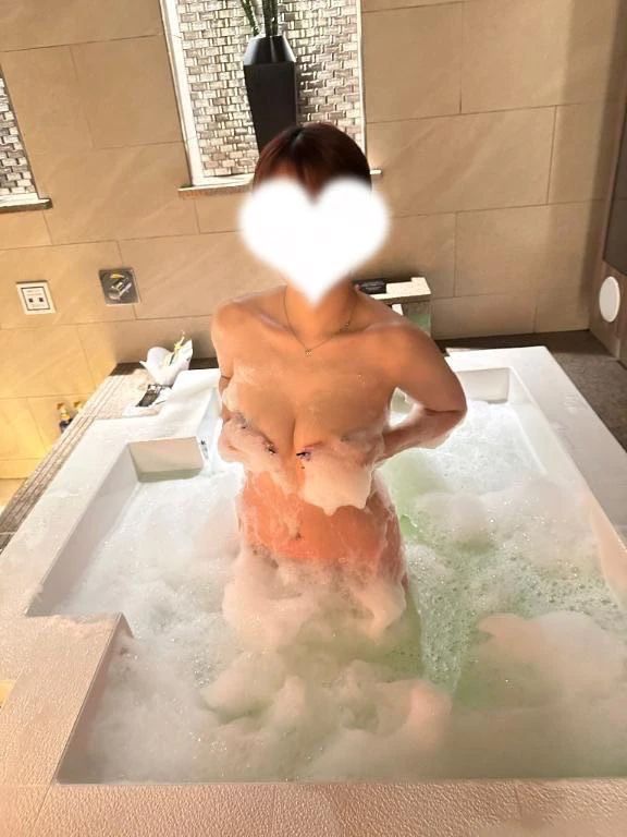 フ⚪︎ラ顔