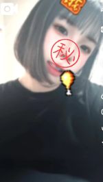 どエロい喘ぎ声が堪らない、色白痴女との密室プレイ