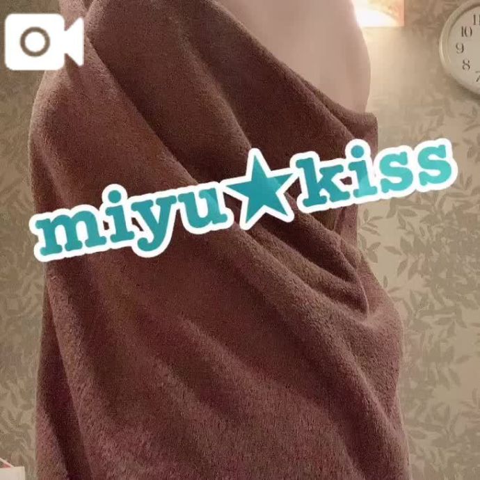 ★動画★お餅系女子です!モッチ⸜(∗ ॑꒳ ॑∗ )⸝モッチ