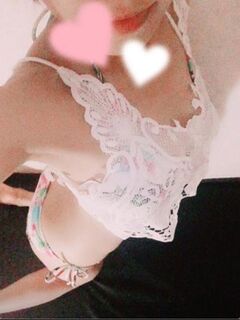 ゆりあ