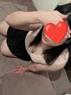 エミリ