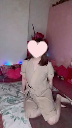 新人★りさ