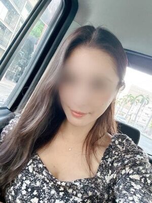 みさと【美乳美魔女降臨☆】の写真1