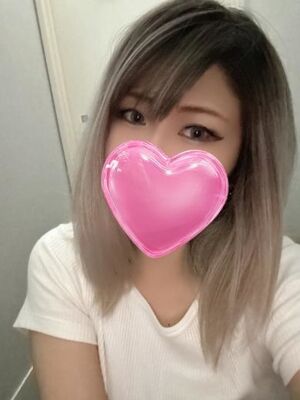 あくあ【小悪魔系美女】の写真1