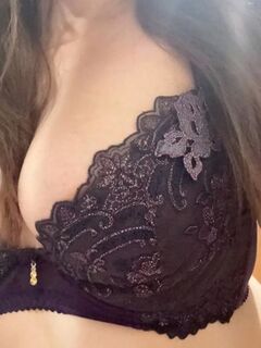 まお【お肌つるつる巨乳娘☆】