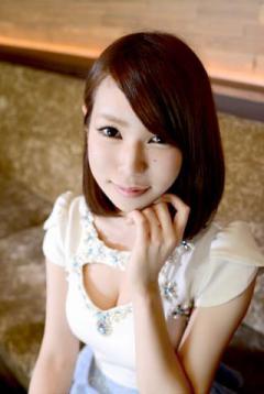 [}́uAi^CClv|EW J